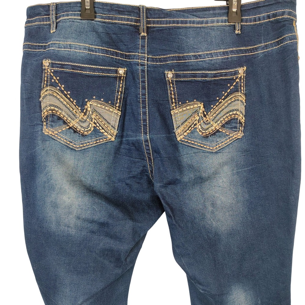 State of Independence Womens Plus Size‎ 22 Dark Wash Embroidered Denim Shorts